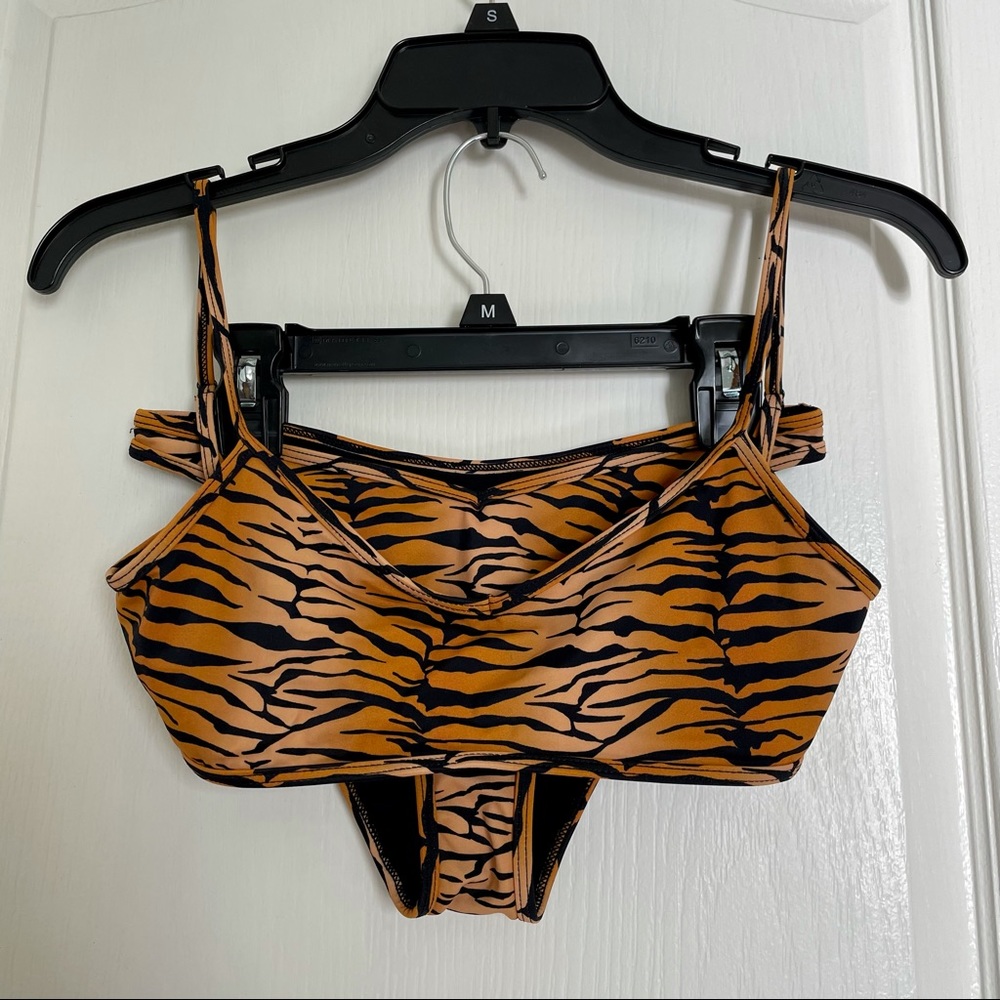 Tiger stripe bikini XS. Brand new. Never worn.